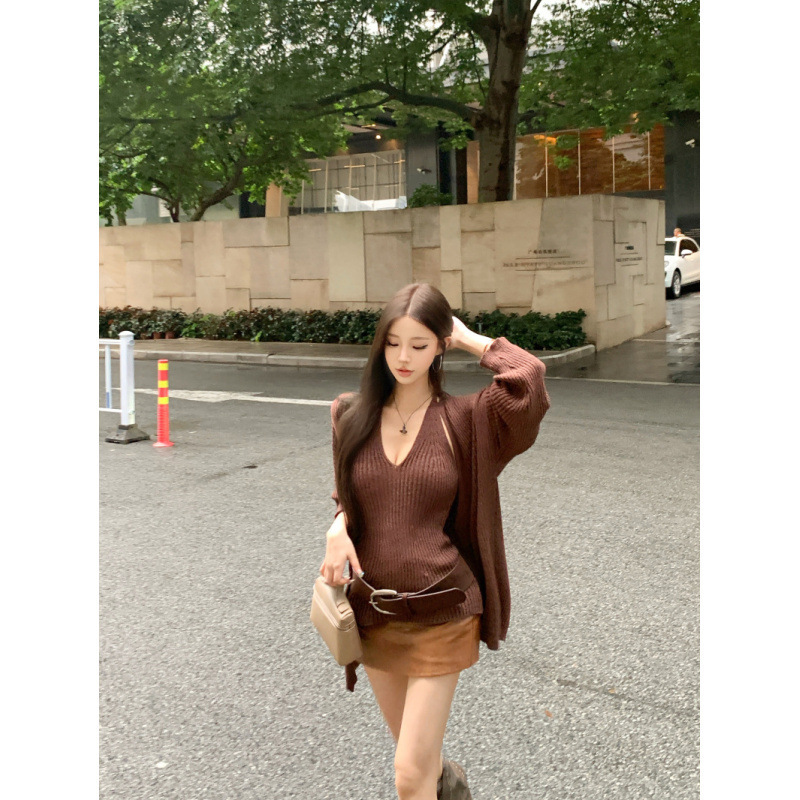 早秋慵懒风宽松针织开衫外套吊带百搭低腰包臀皮短裙套装女|undefined