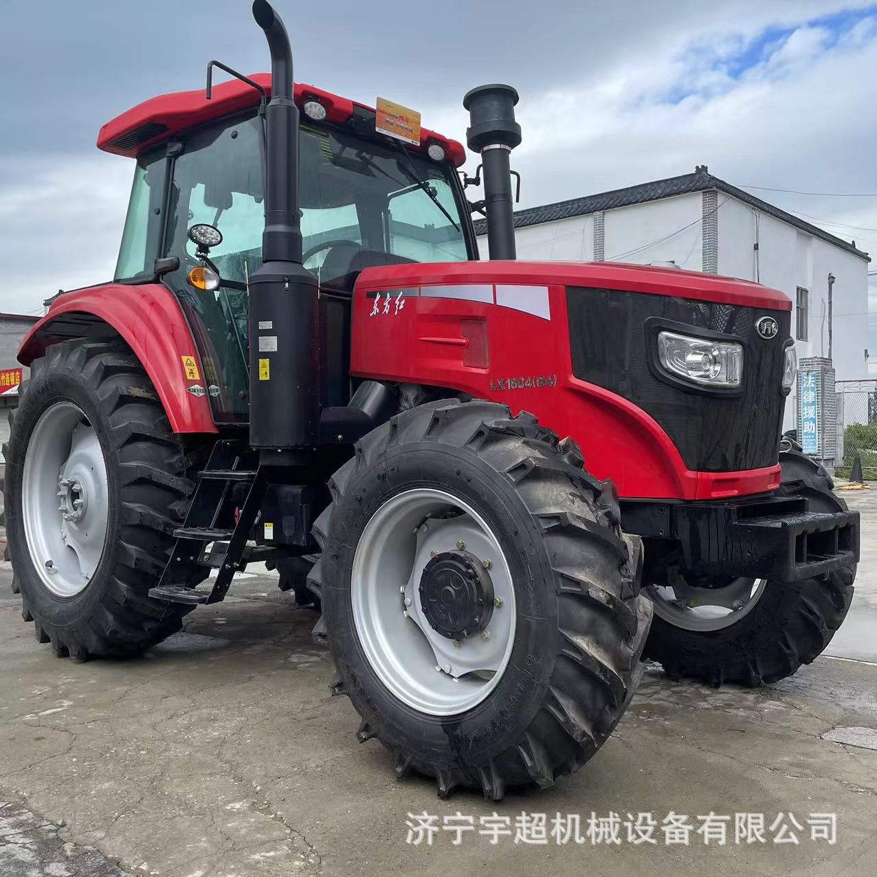 东方红 LX1604轮式拖拉机 新款直补 开荒耕地农用四驱1504拖拉机