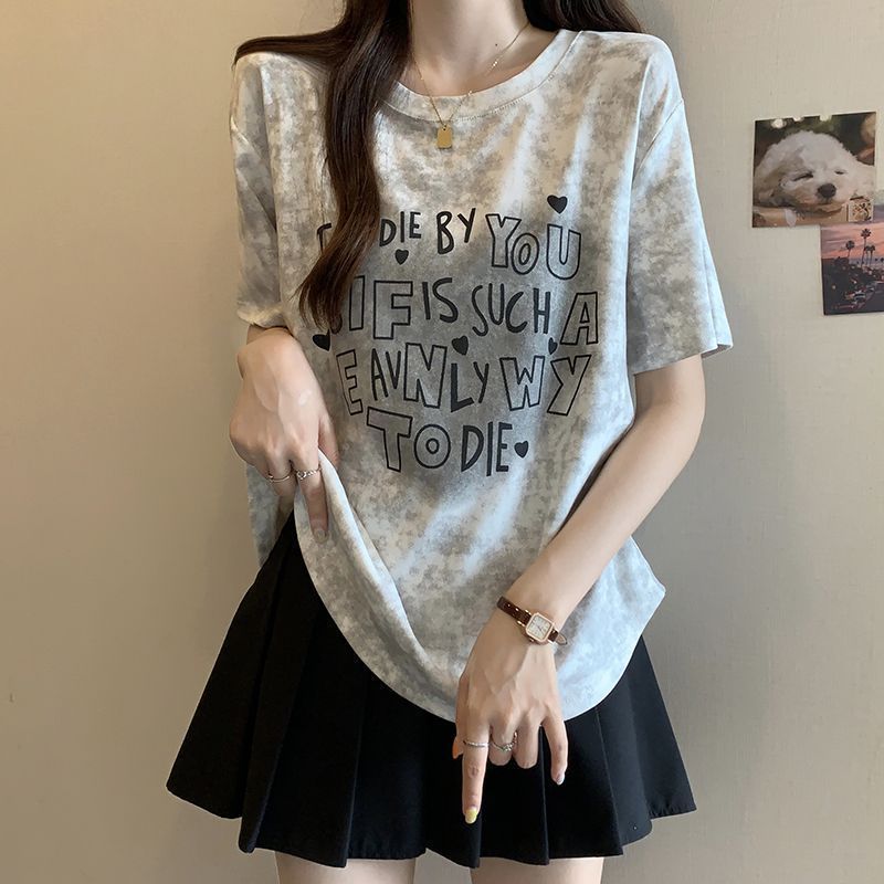Camiseta de manga corta plisada con estampado de amor de talla grande para mujer 2024 verano nuevo estilo suelto y delgado top de mm para mujer