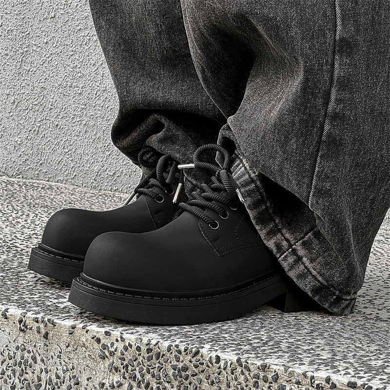 Men's size 34709 black / 38