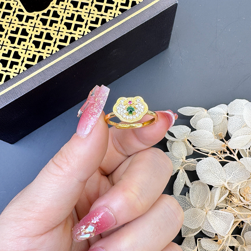 Anillo de bloqueo de oro vietnamita, ley antigua, herencia de estilo nacional, temperamento vivo, joyas retro, accesorios Yiwu al por mayor