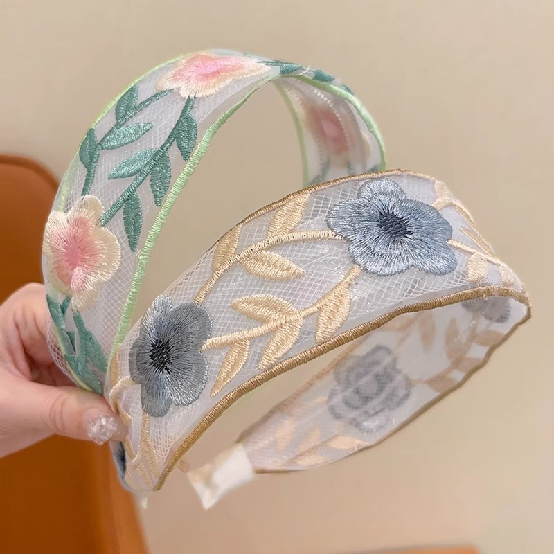 Nuevo estilo chino bordado flores para niños bandas de cabello niñas sensación de alto nivel de estilo nacional tela de flores de bordes anchos sin estrangular la cabeza