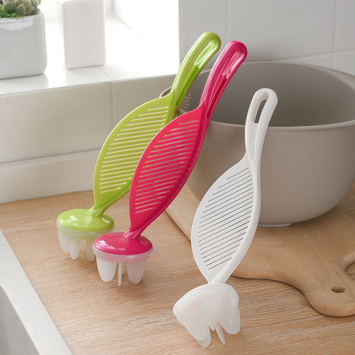 Kitchen rice washing spoon rice washing rice washing sieve household creative rice washing artifact brush plastic drain basket rice washing basin sieve