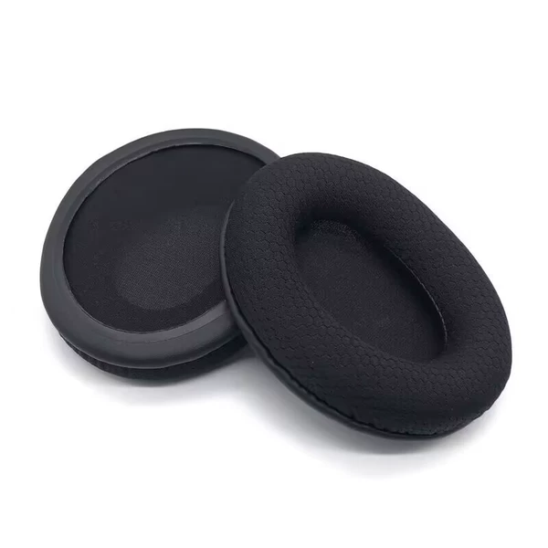 One mesh black bottom earmuff. (memory foam)