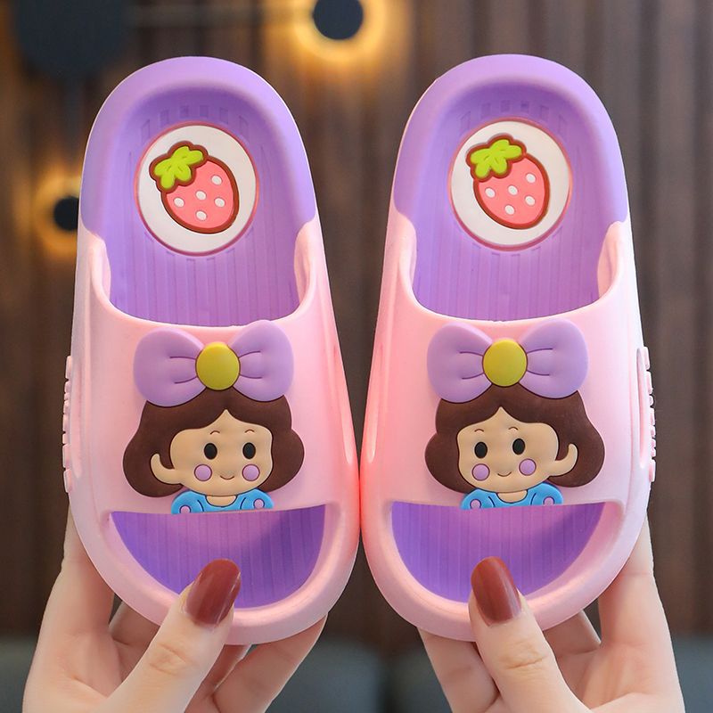 New Kidsren's Girl Slippers Summer Girls Non-slip Soft Bottom Cartoon Cute Little Princess Outer Wear Beach Sandals