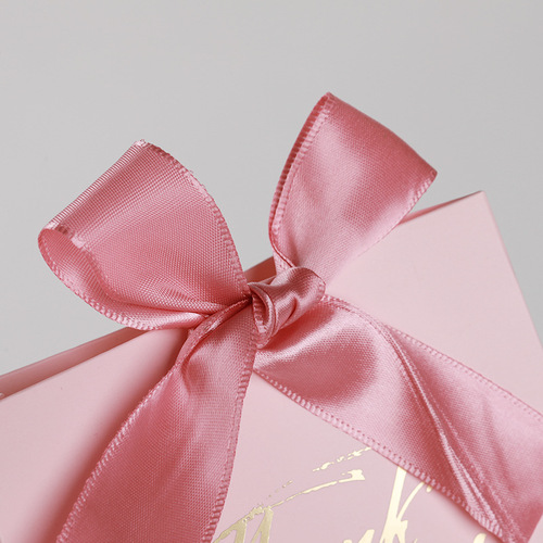 Pink hot stamping creative European style wedding candy box grain fruit bag gift box wedding candy box wedding candy bag wholesale