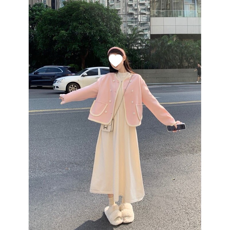 Fall 2026 new French-style elegant color-blocked long-sleeve jacket for women, loose-fitting short versatile street-style outfit Fall 2026 new French-style elegant color-blocked long-sleeve jacket for women, loose-fitting short versatile street-style outfit
