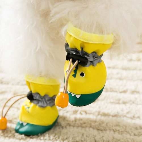 Crocodile puppy soft-soled shoes to prevent teddy pets from falling off when going out in summer, small puppy foot covers, spring and autumn shoes for all seasons