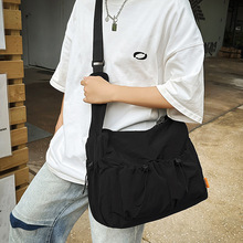 ���e���Գ����r��б���Ů���s���e�\�Ӵ������μ�����^�������