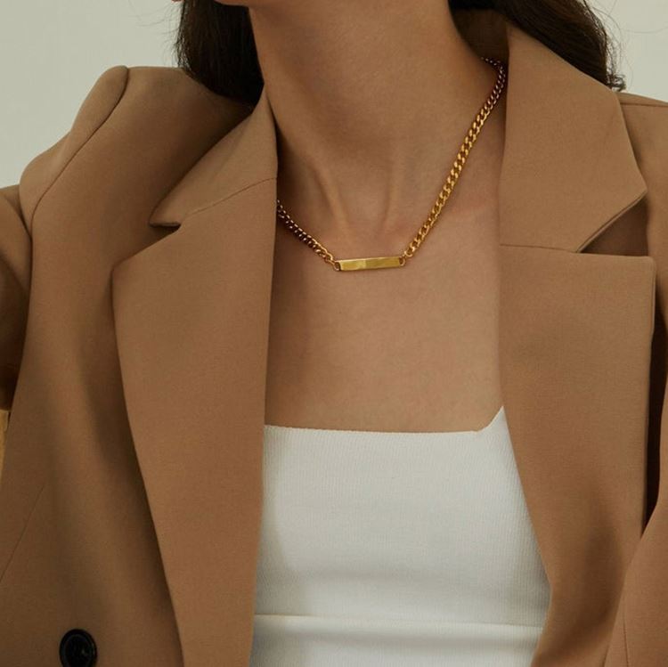 Collier pendentif carré minimaliste en acier inoxydable_voghion.com