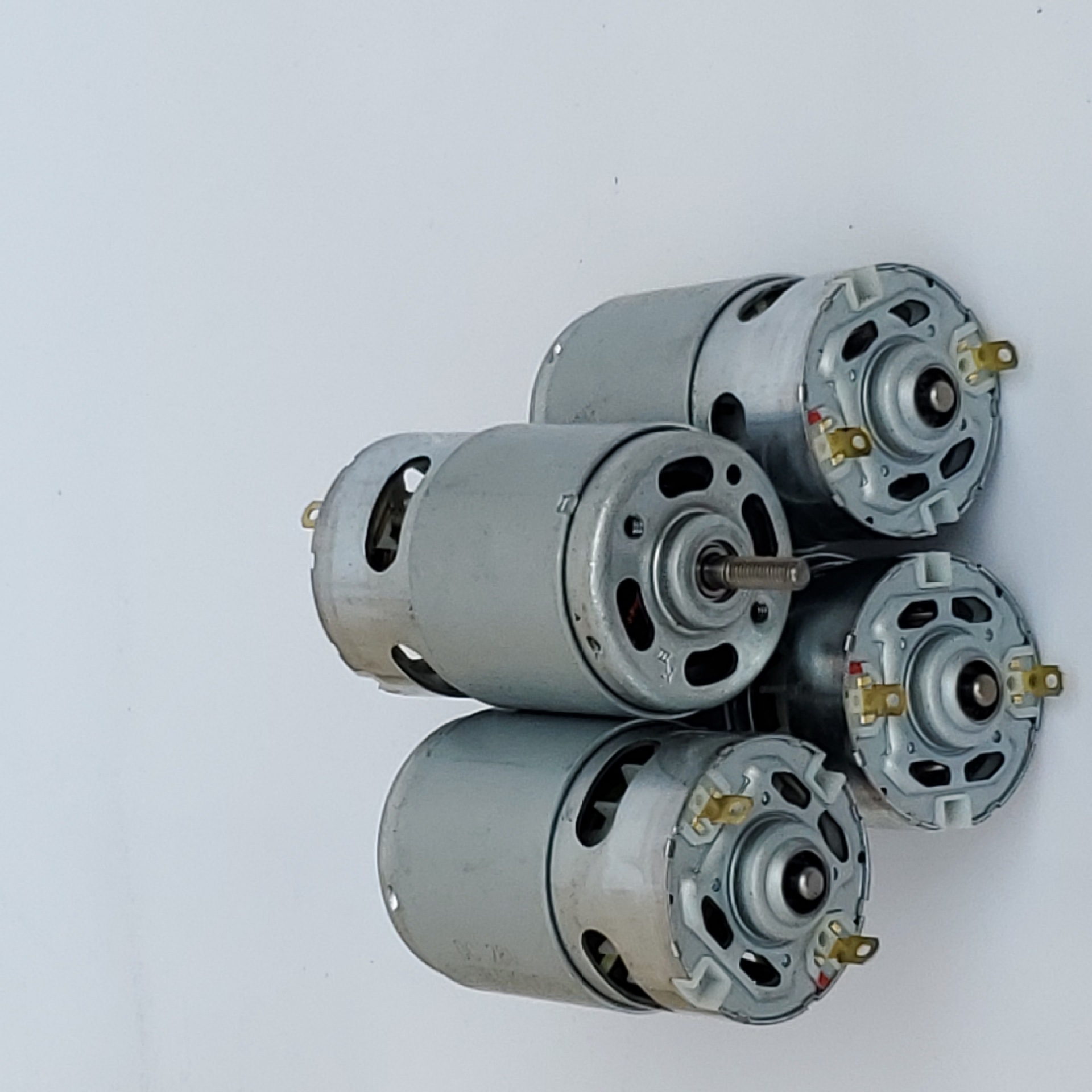 O1CN01hPq0jf2GS0YipSeCG_!!2212420939013-0-cib.jpg?__r__=1677724470839