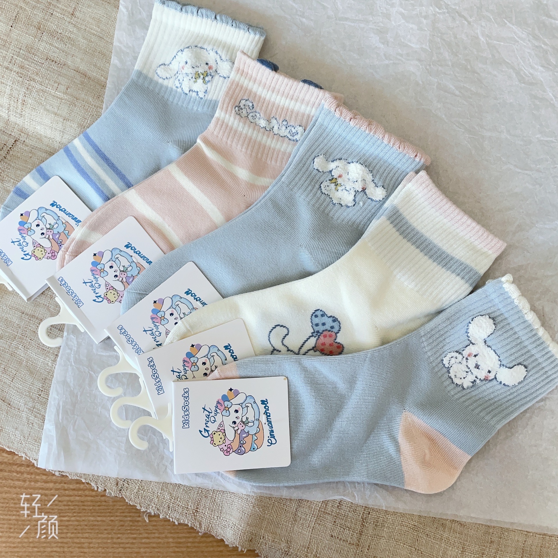 子供靴下レタートレンディな靴下ストライプカレッジスタイル女の子靴下ピンク甘いクールなスタイルスポーツソックス卸売トレンド