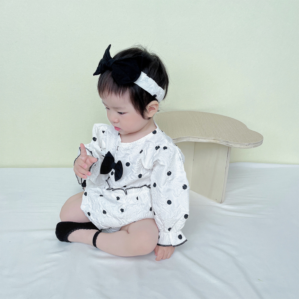 Estilo coreano ins niñas 'impreso lunares de una pieza mameluco 2022 recién nacido suave con pañuelo triángulo mameluco