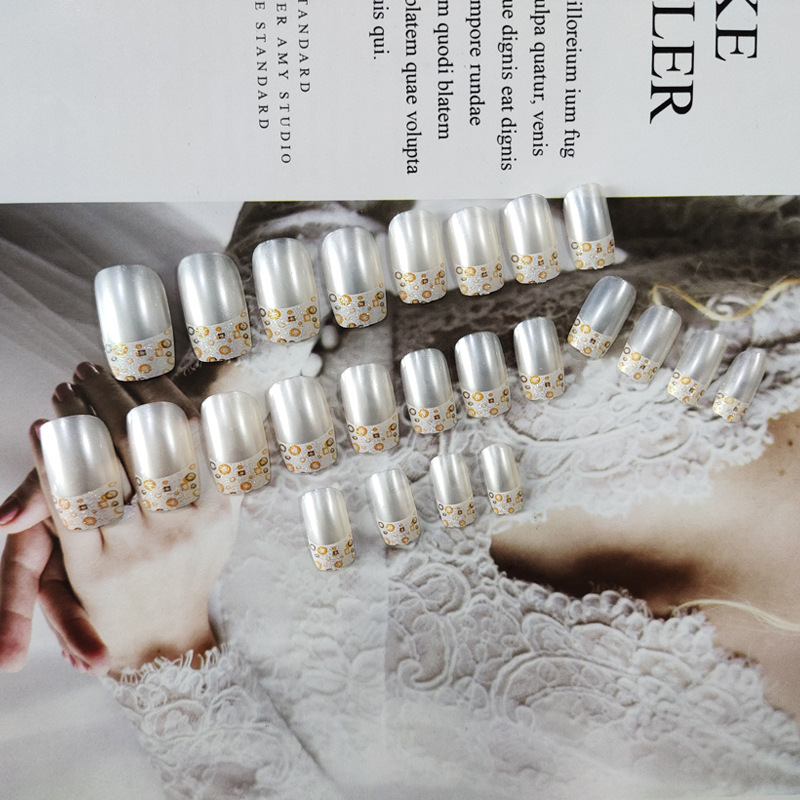 Elegante plata y oro parche de manicura de moda decoración de patrón exquisito desgaste de uñas transfronterizas venta caliente atmósfera noble manicura