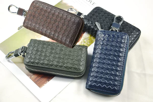Manufacturer leather key case Men's genuine leather men's key bag cowhide zipper large capacity car key case women