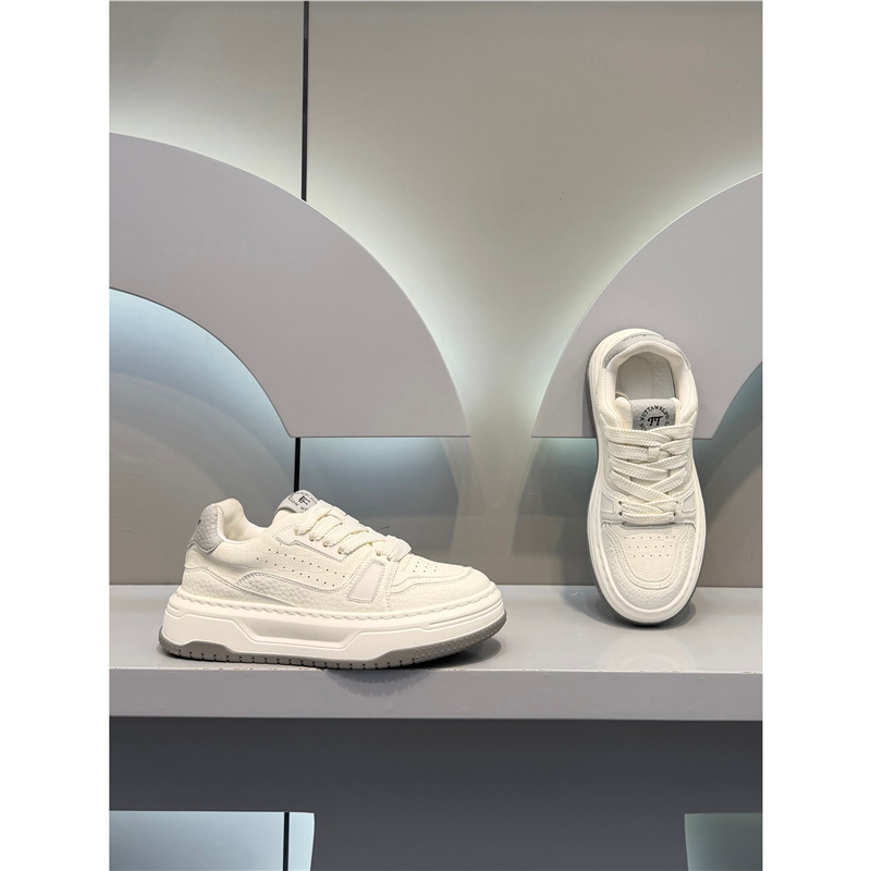 European men's sneakers 2026 autumn new model, breathable leather versatile white shoes, lightweight soft-soled sports casual shoes European men's sneakers 2026 autumn new model, breathable leather versatile white shoes, lightweight soft-soled sports casual shoes
