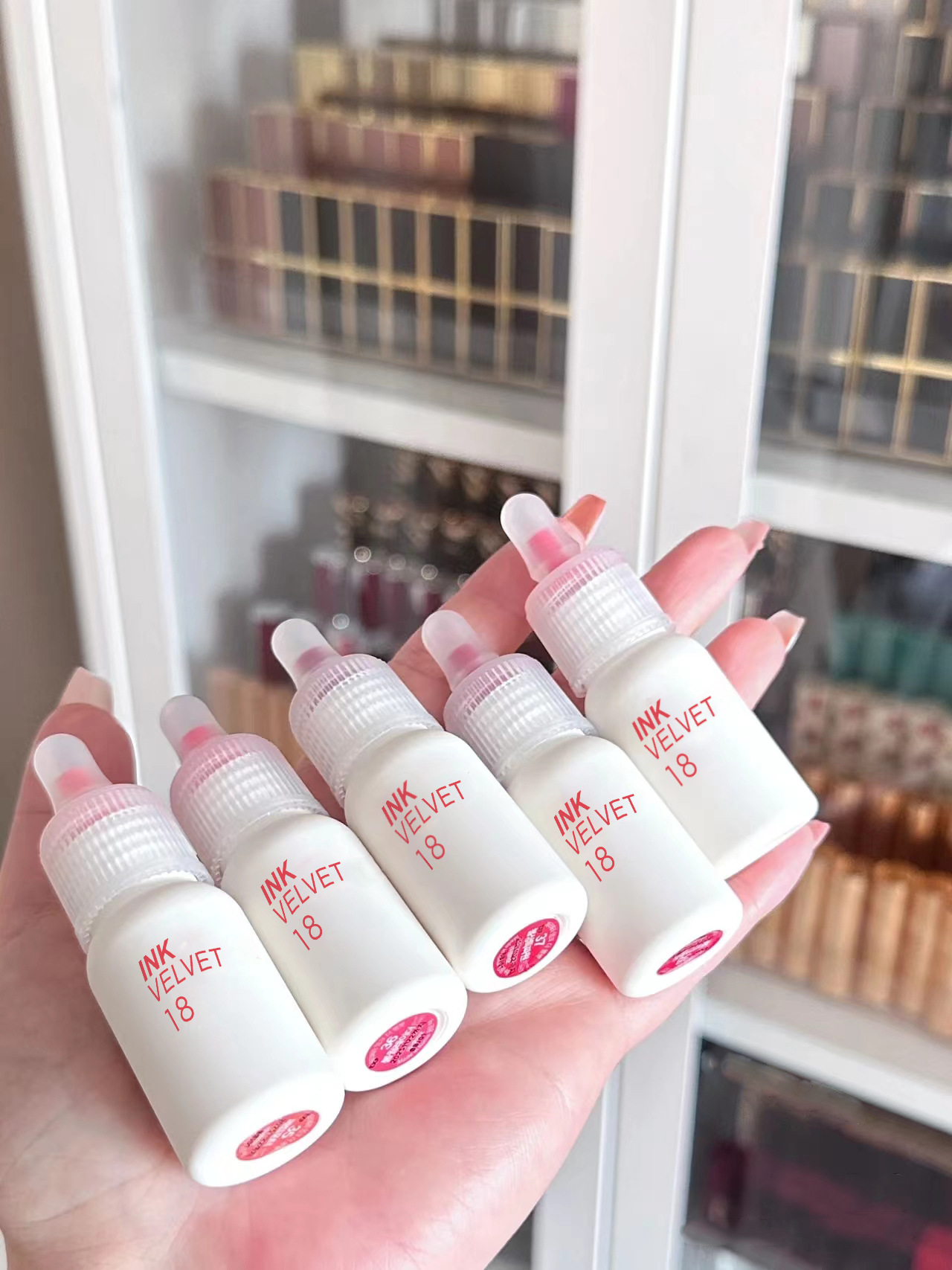 Cross-border DAIMANPU small baby bottle mirror lip gloss, water light glass jelly lip, affordable domestic milk tea lipstick lip gloss undefined