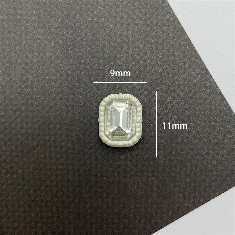 T2772 화이트