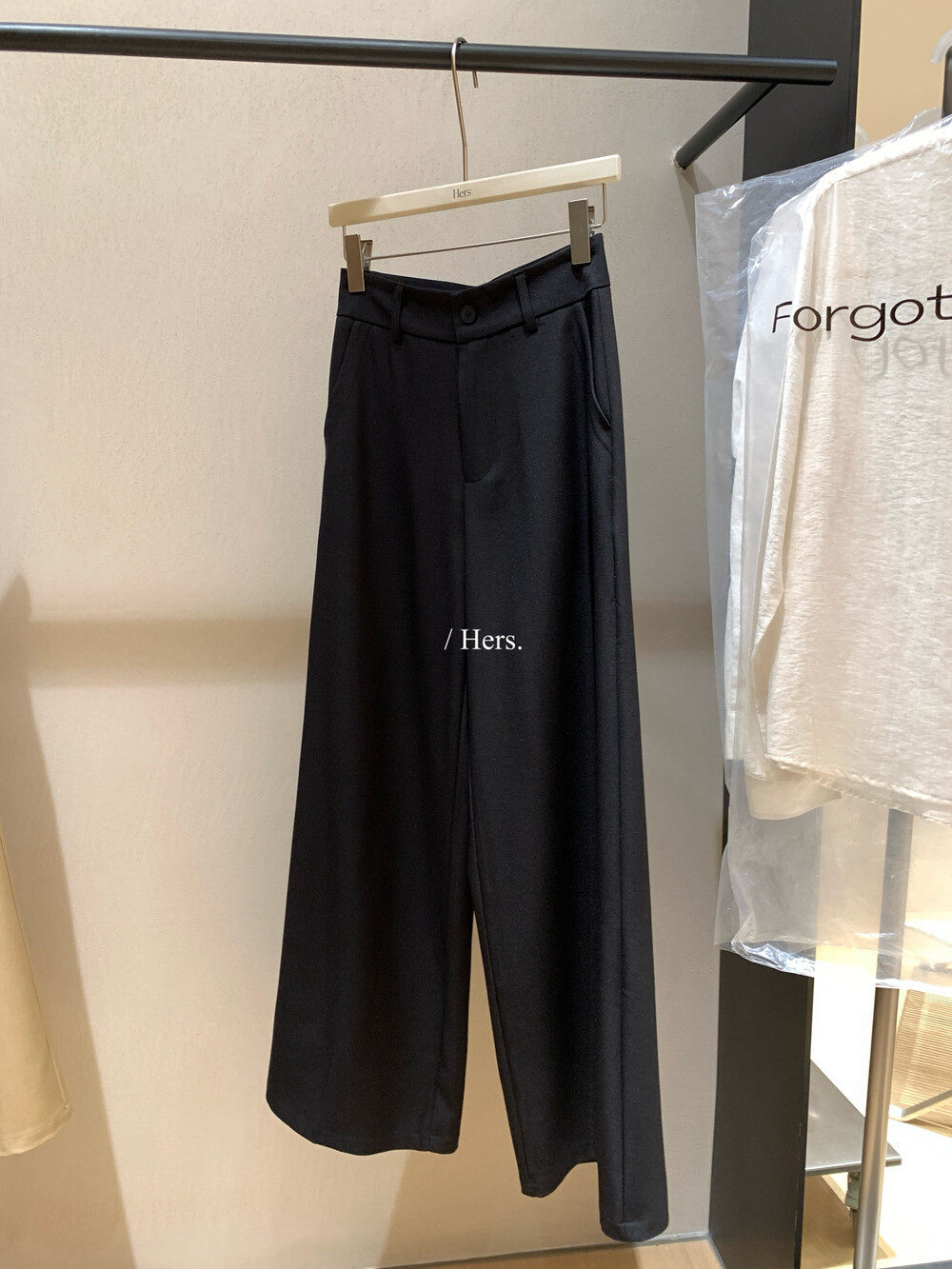 Quần culottes nữ ống rộng dáng suông vải rũ mềm mại — màu đen, màu kaki chi tiết 12