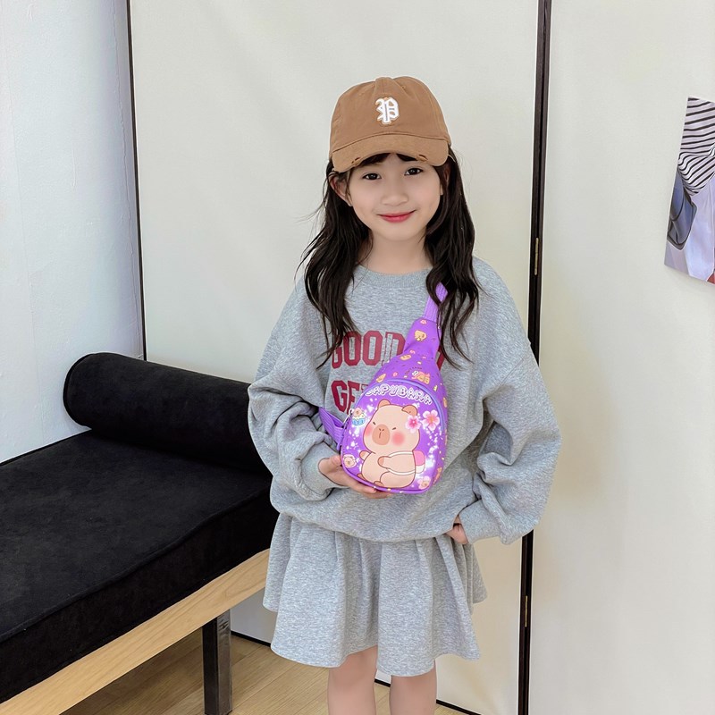 Bolsos de pecho de dibujos animados japoneses para niños y niñas adorables capibara mochila infantil 2025 nuevo tipo de bolsos de impresión para niños