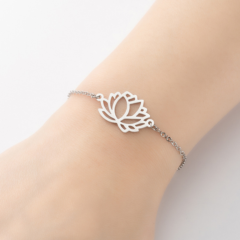 1 Piece Quantity Casual Occasion PVD Coated 18K Gold Real Gold Plated Leaf Star 201 Stainless Steel Fashion Waterproof Non Tarnish 201 Stainless Steel Bracelets