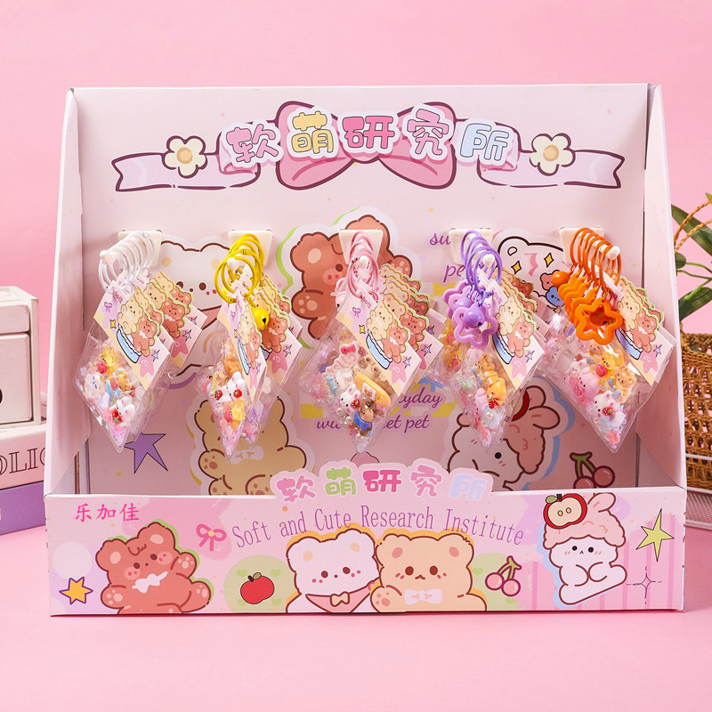 B Soft Moe Research Institute Colgante de bolsa para caminar para bebés Colgante de mochila escolar Colgante de simulación de comida y juego Resina en miniatura para estudiantes