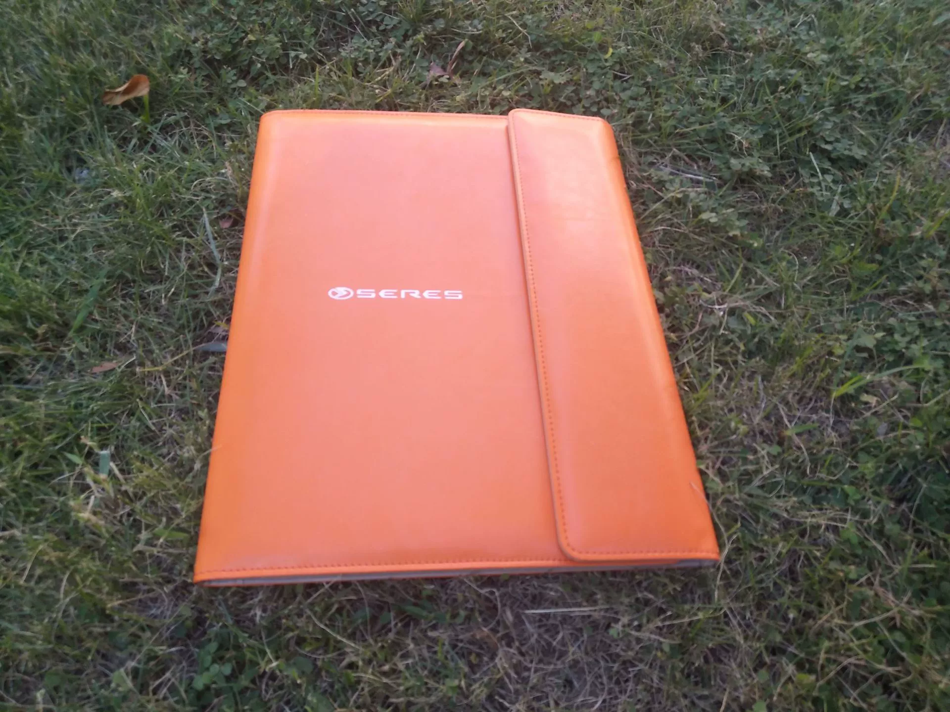 Factory custom A4 leather folder three -fold folder PU leather manager clip sales contract folder