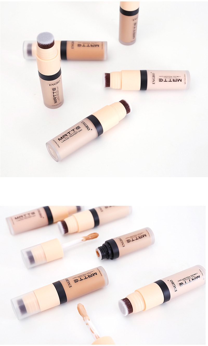 The new matte double-headed foundation is oil-control, brightening, concealing, long-lasting, breathable and comes with a brush undefined