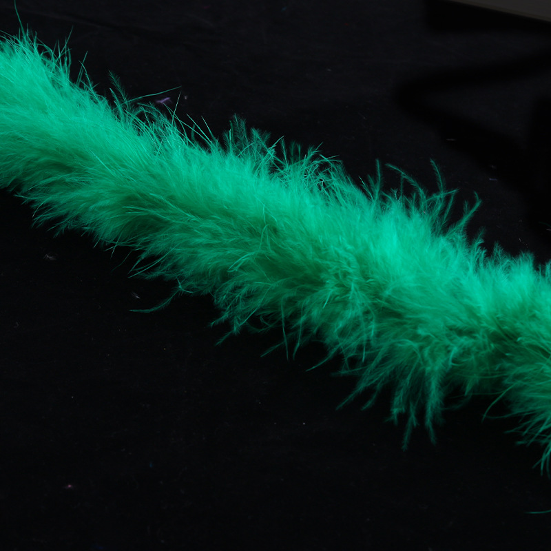 그래스 그린 2m 털이 조금 빠질 수 있으니 촬영시 주의하시기 바랍니다.