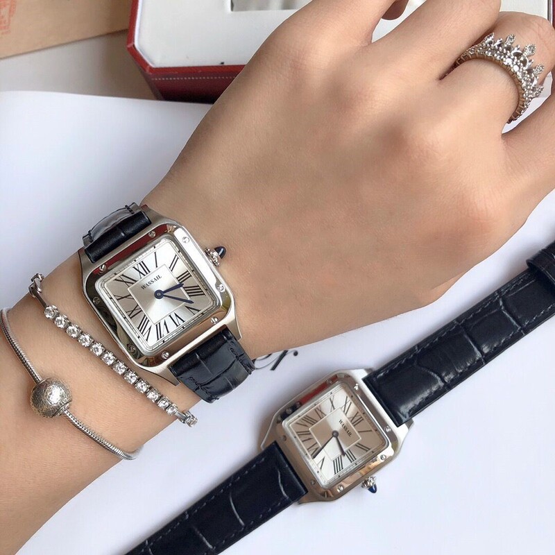 Kajia's New Santos Square Watch, Simple and Fashionable Women's Belt Watch, Elegant and Versatile Women's Watch