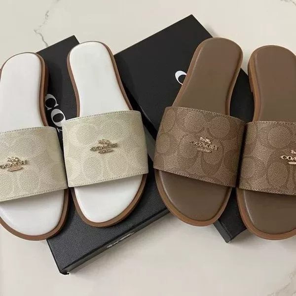 26 new models of women's flat sandals for summer, suitable for outdoor wear, European and American fashion, comfortable and versatile, beach sandals, women's shoes in stock