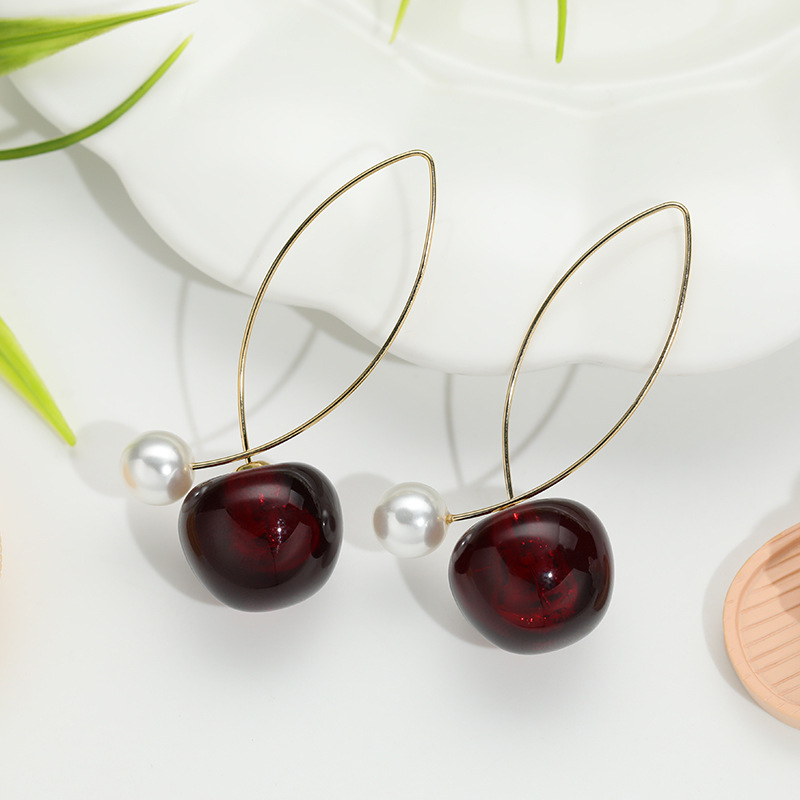 Aretes de cereza roja para mujer – colgante exquisito, fruta de imitación versátil, nuevo estilo