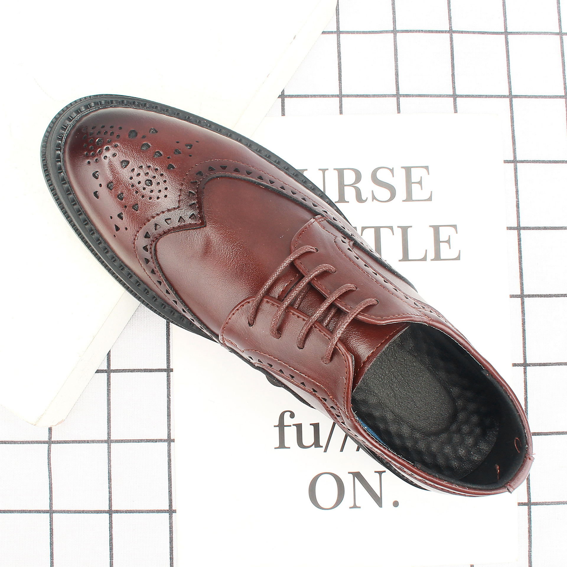 �����ƤЬ�к���Ӣ�׳�Ь����������װ��װ��ʿ����������Ь301