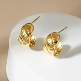 项链;耳钉;耳扣