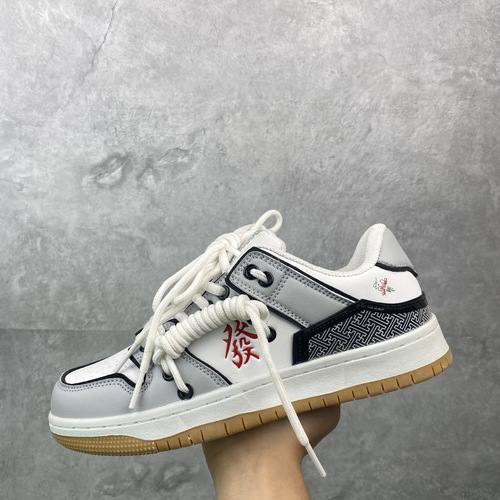  Summer New Original Board Shoes for Women with Mahjong Elements, Wealthy Breathable Color-Matched Dual Strap Casual Shoes for Men