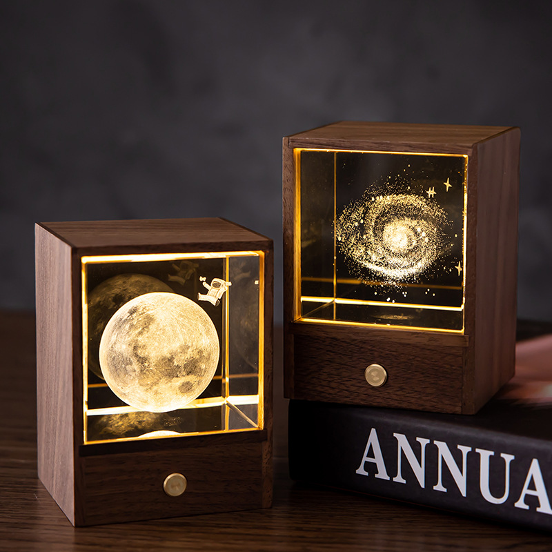 Creative retro black walnut wooden luminous crystal ball astronaut night light ornament for birthday gifts for men and women Z1