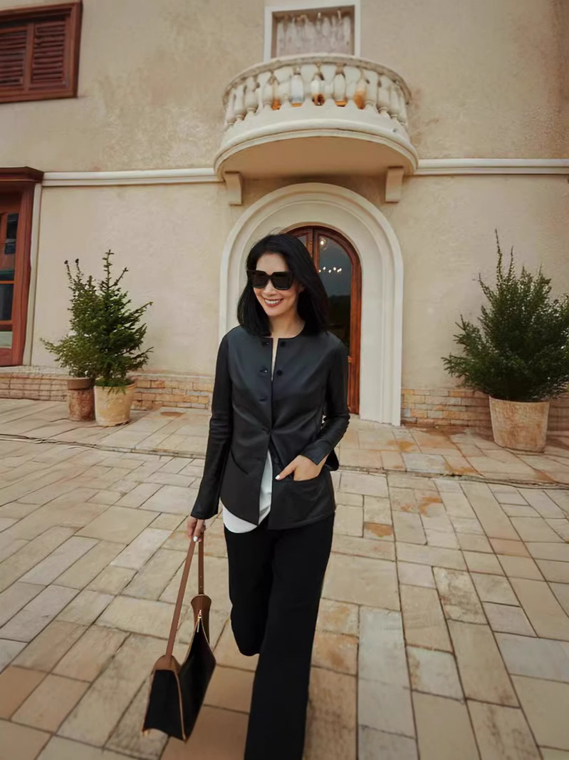 「多面優雅」シリーズの輸入綿羊皮洋気丸襟ウエストジャケットの本革皮服女性ショートタイプ