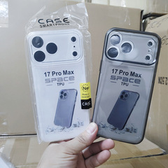 适用IPHONE17太空壳 1.5MM高透精孔四角气囊防摔苹果17PRO保护套