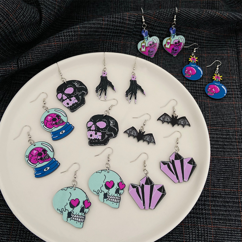 New Halloween Earring Series Bat Skull Acrylic Stud Trendy Women Dark Personality Unique Earrings_voghion.com