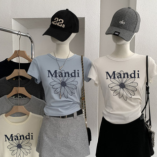 �W���R �r����ĸӡ���A�I�@�ݶ���T��Ů2026���nϵ���e���³�6682