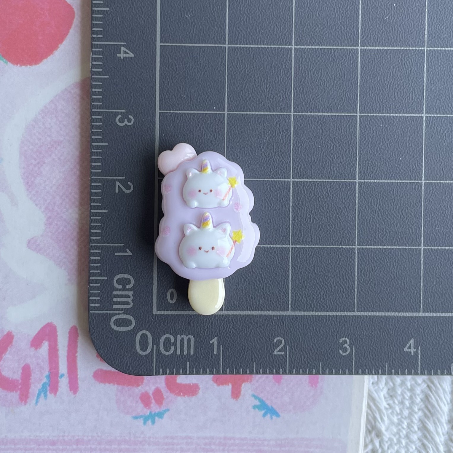 漫画動物アイスクリーム樹脂アクセサリー卸売かわいいアイスキャンディー携帯電話ケースヘアピンリングアクセサリーパッチ素材