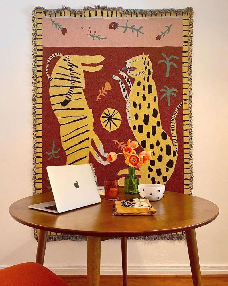 Dongbai Nordic Literary Leisure Blanket Animal Tapestry Art Blanket Abstract European And American Creative Blanket Personality Decoration