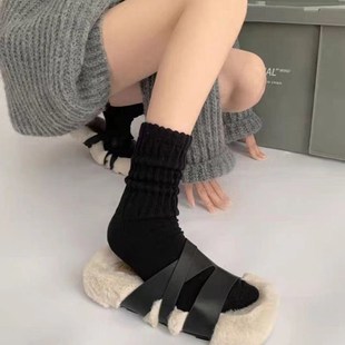 ��ɫ�m��Ů�Ѷ��m��Ͳ�_���@��С���LͲŮ�W��ᘿ�ë������СƤЬ