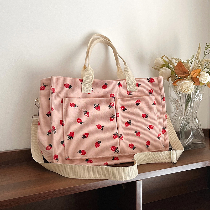Nuevo bolso de múltiples bolsas con estampado de fresa de frutas de gran capacidad Bolso de mensajero de una sola pieza con estilo explosivo Tote transfronterizo
