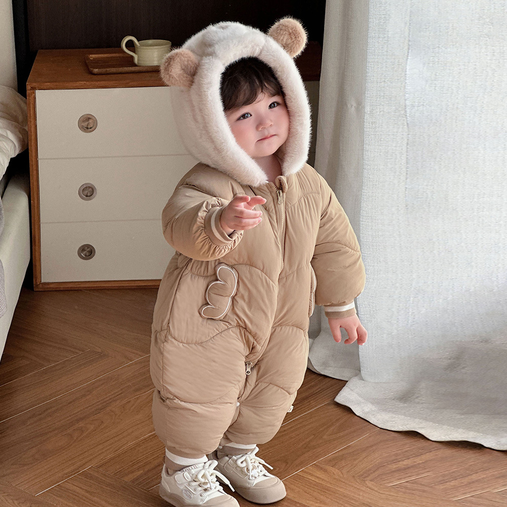 2024 nuevo bebé de invierno de dibujos animados coreanos lindo oso bebé grueso cálido cómodo abrigo de algodón de una pieza suave