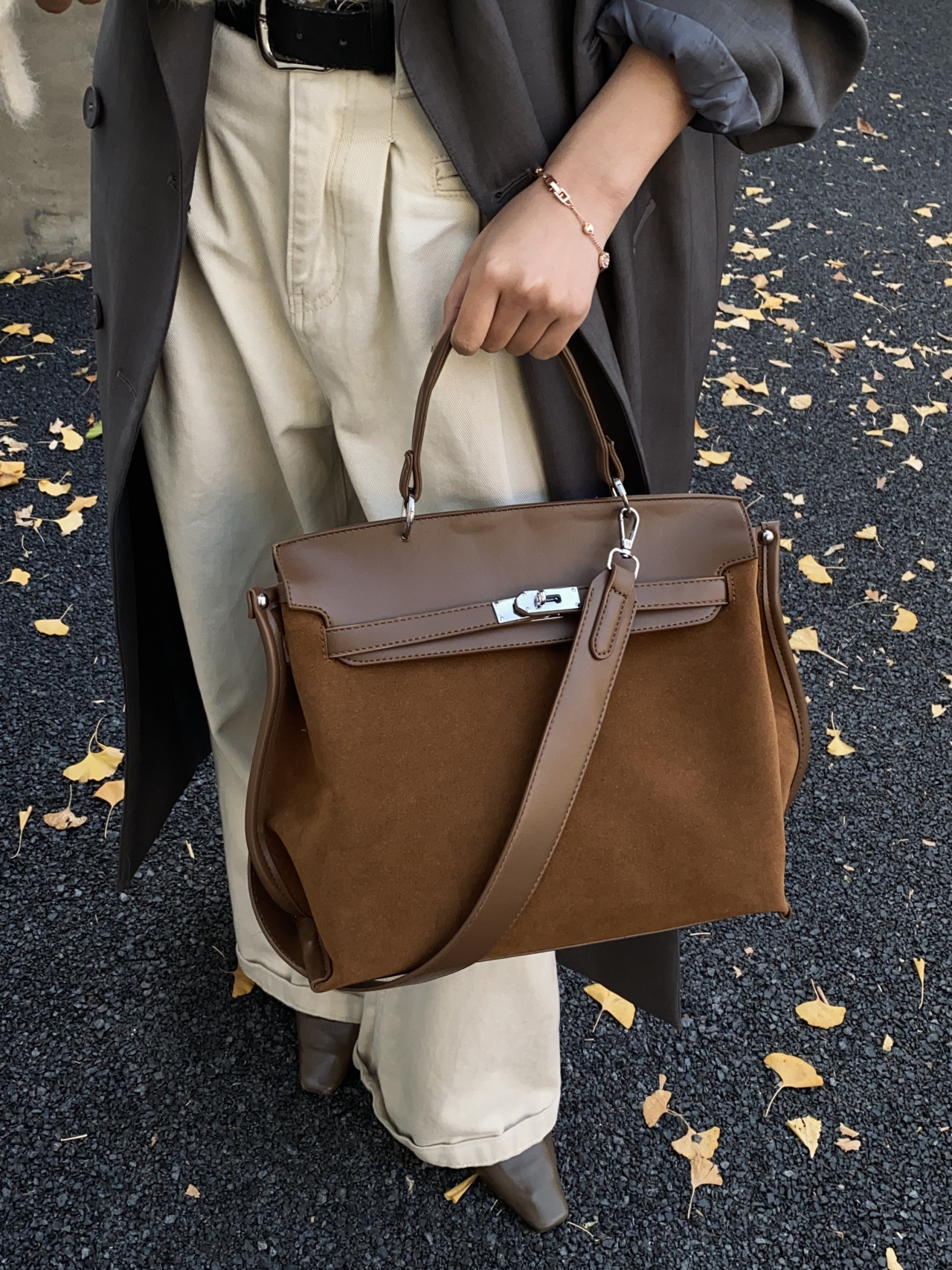 Bolso de mujer nueva gran capacidad transfronteriza de trabajo de viaje de mano bolsa de mano mano alta textura ligera de lujo bolso de mochila