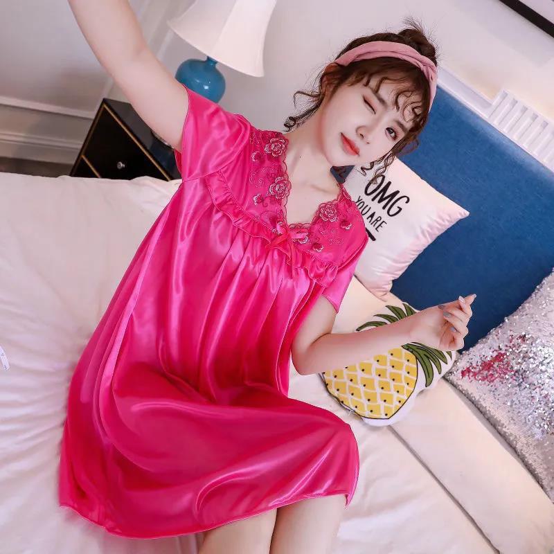 2023 camisón de seda de hielo de verano Vestido largo de mujer fina seda de hielo de mediana edad suave y cómodo pijamas ropa para el hogar al por mayor comercio exterior
