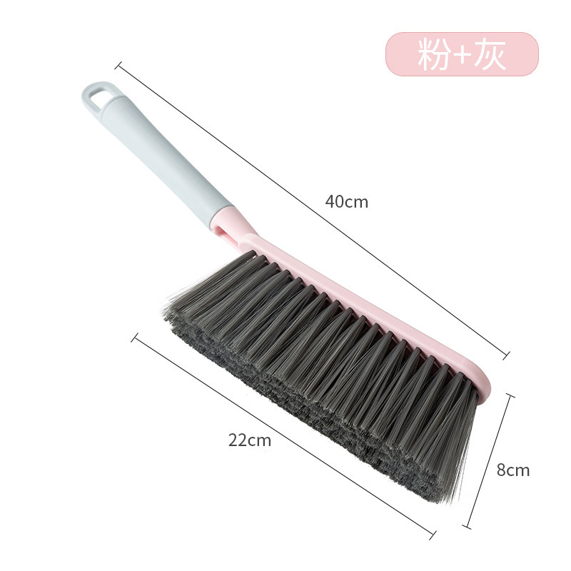 ベッドを掃除して家庭用ベッドのソファーを掃除して神器をきれいにします。|undefined