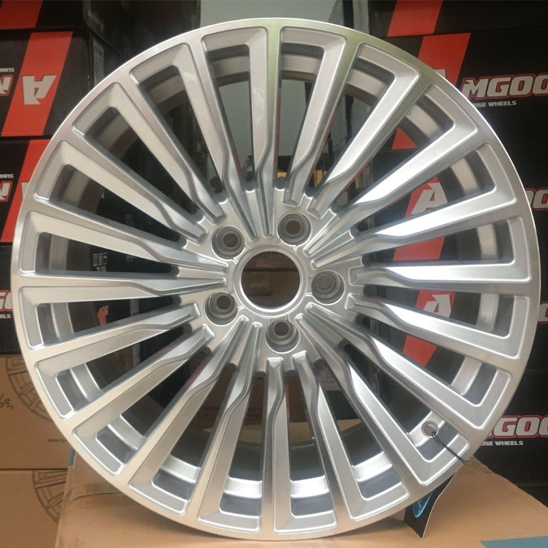 SuitAbLe for 18inch Audi A6L WheeL Hub A4L/A5/A8/A3/Q5/Q3/TT/A7A8L Q2L Rim Tire BeLL