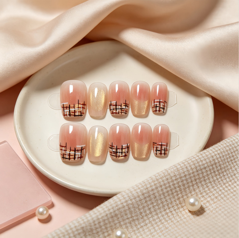 New autumn and winter cat-eye French-style press-on nails, short, pure and sensual, sweater-style, detachable, simple design New autumn and winter cat-eye French-style press-on nails, short, pure and sensual, sweater-style, detachable, simple design